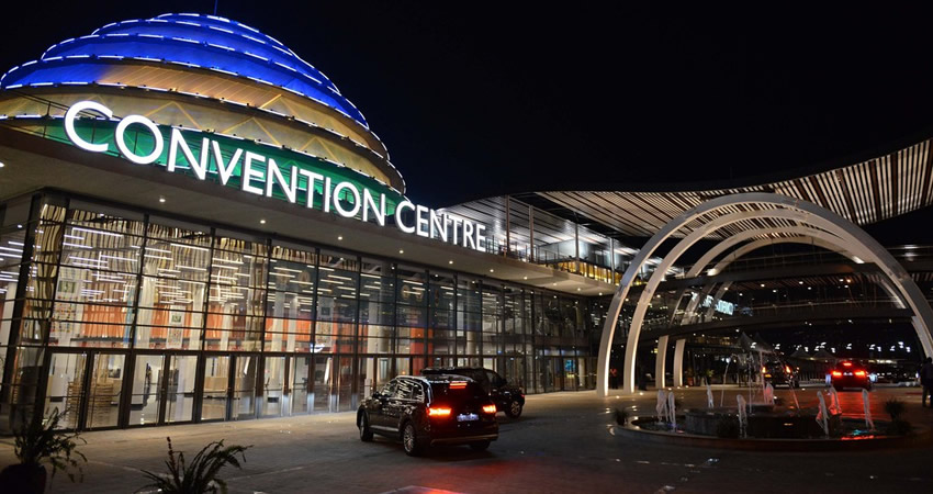 Car Rental Kigali for Conferences: Multi-Car Booking
